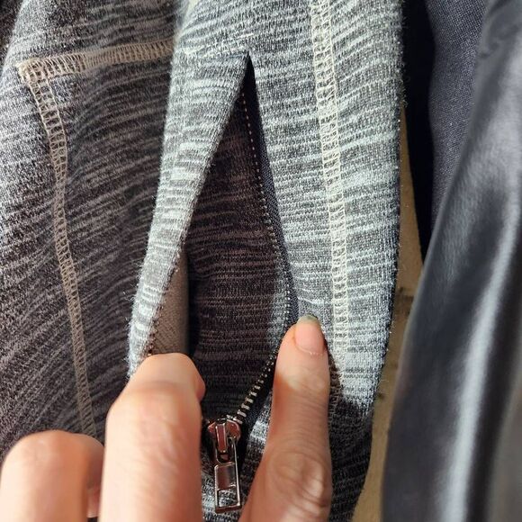 BlankNYC Waterfall Faux Leather Knit Drape Jacket Black Gray Size Small - Picture 7 of 15